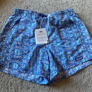 New Patagonia Women’s Baggies Shorts 5”